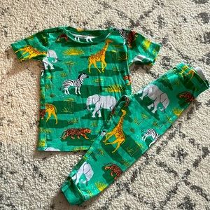 The Children’s place 18-24 month jungle theme two piece pajamas